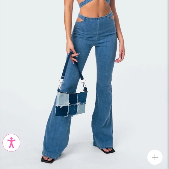 NWT Edikted Kira Cut Out Flared Jeans - Picture 1 of 4